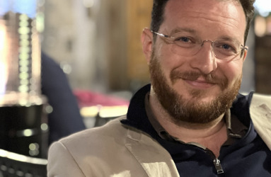ד"ר מיכה לזרוס